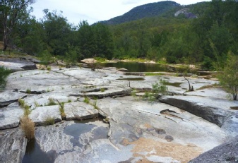 Granite riverbed at Mann River Nature Reserve